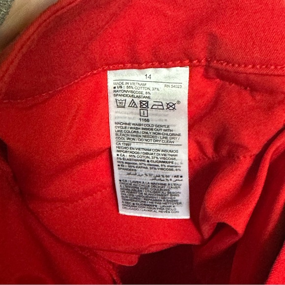 Vibrant Red Old Navy Pixie Pants - Picture 7 of 7